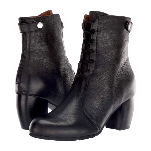 L'Amour des Pieds Pontedera Black Leather Ankle Bootie Block Heel Fashion Boot 7 - Picture 3 of 15